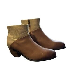 Elite ankle Chelsea boots By Corkys Brown/ Gold Leather comfort Women 11  EUC